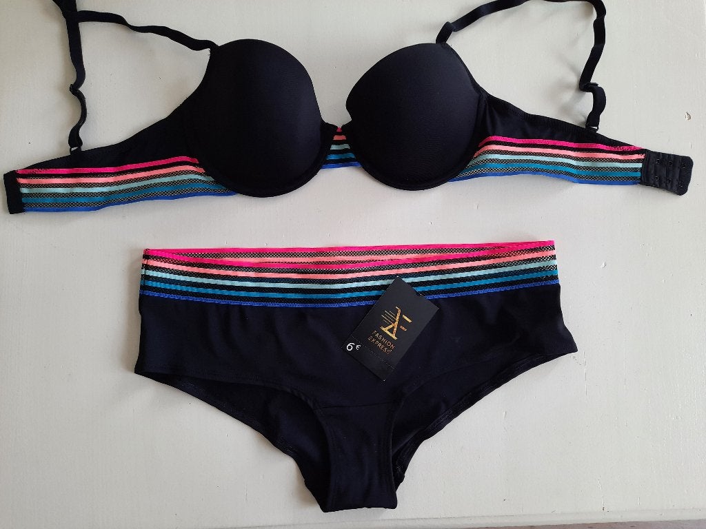 lingeriesetje / 42-44, Ophalen of Verzenden, Meerkleurig, Setje
