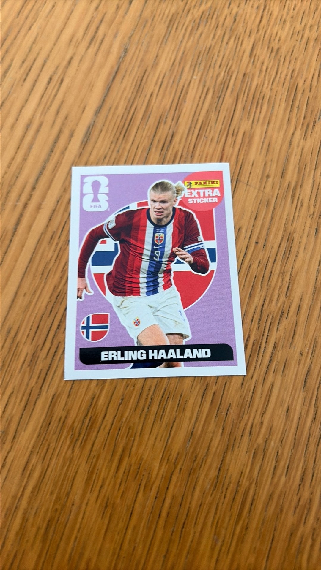 Haaland extra sticker purple, Verzamelen, Ophalen, Zo goed als nieuw