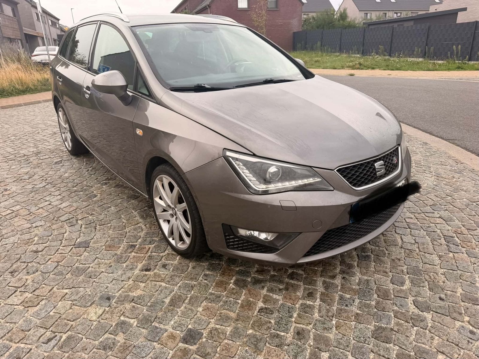 Seat ibiea pack fr, Autos, Rouge, Achat, Ibiza, Vitres électriques