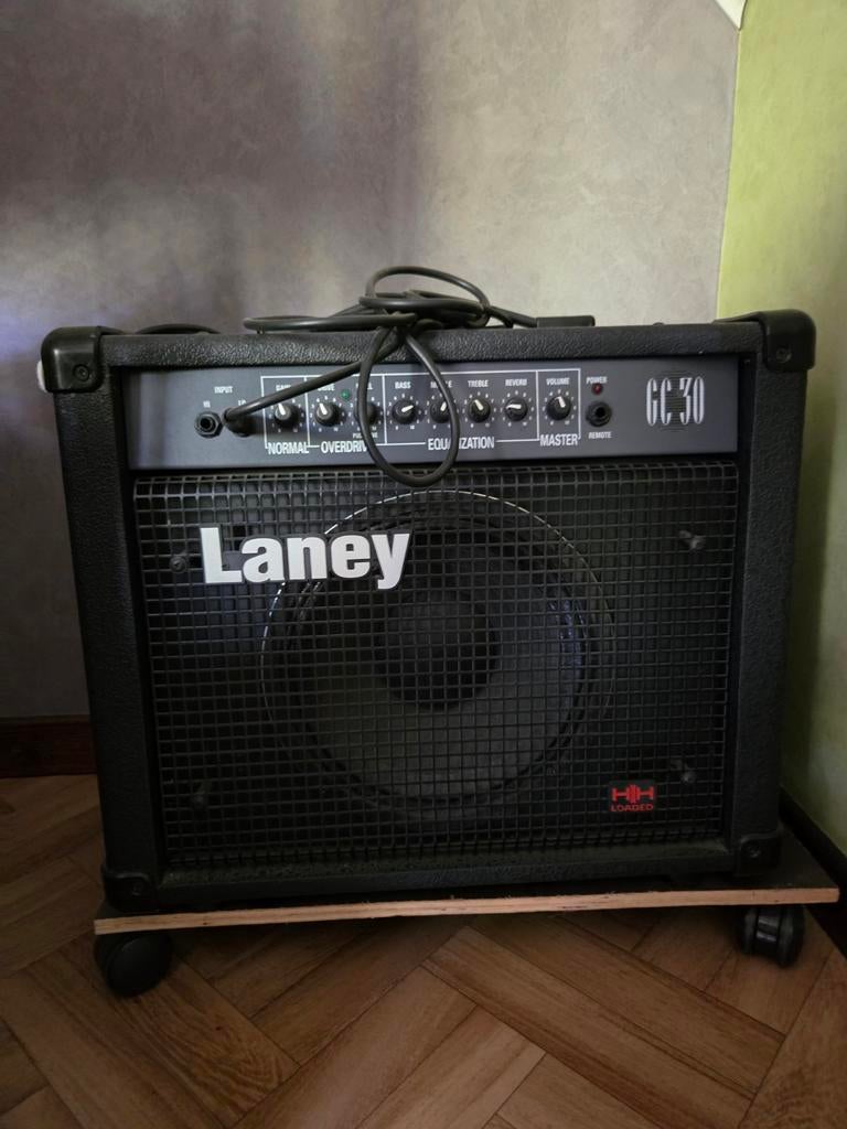 Laney versterker, Musique & Instruments, Enlèvement