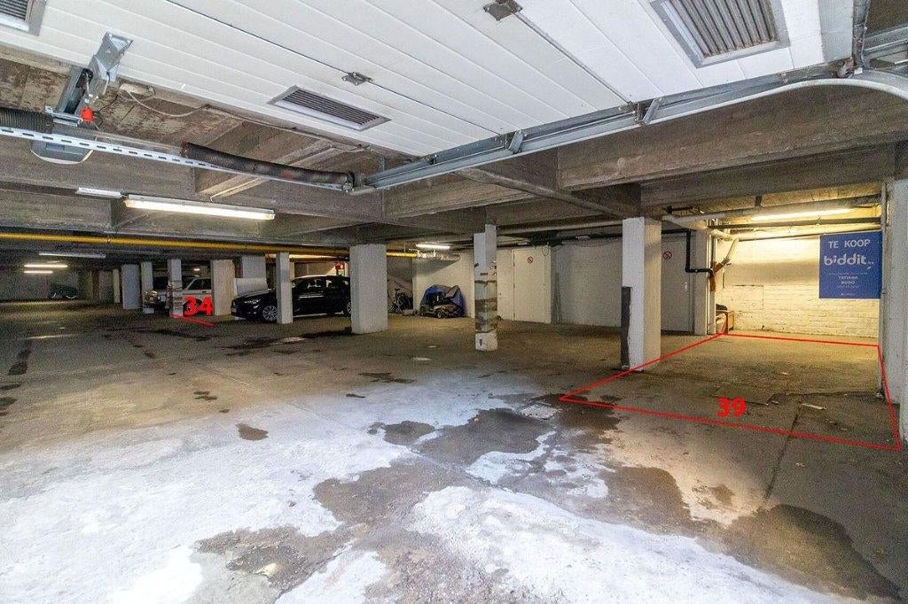 Auto staanplaats 2 x Genk, Immo, Genk