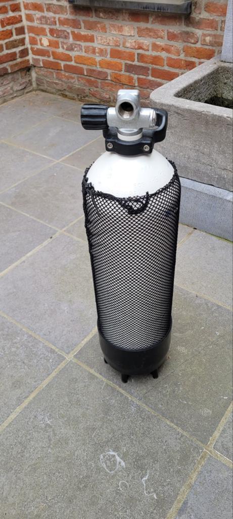 Duikfles 10 liter 300 bar nieuwe keur, Ophalen, Duikfles