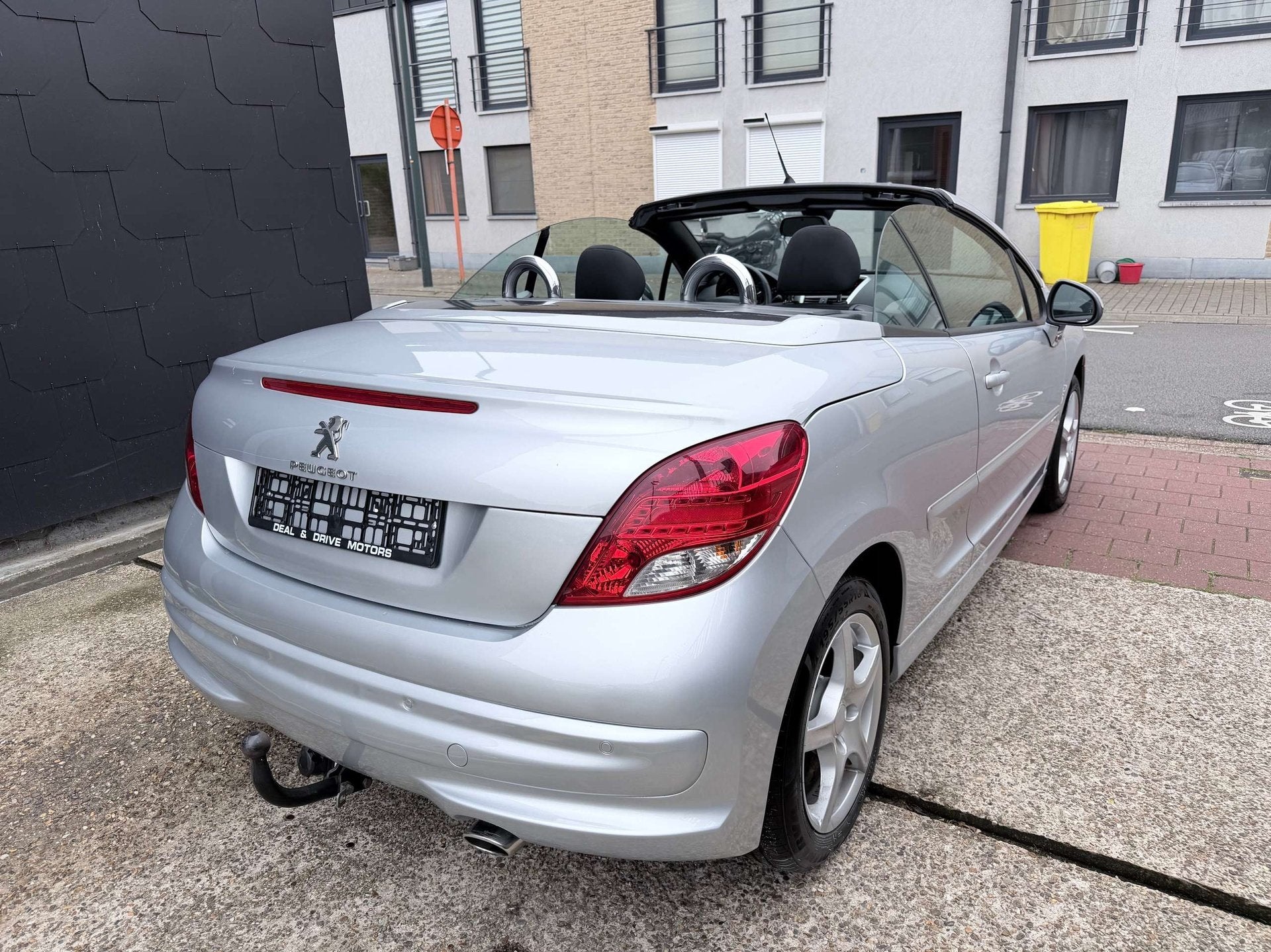 Peugeot 207 207 CC CABRIO | AIRCO | PARKEERSENSOREN | CRUISE, Stof, Gebruikt, Zwart, 4 cilinders