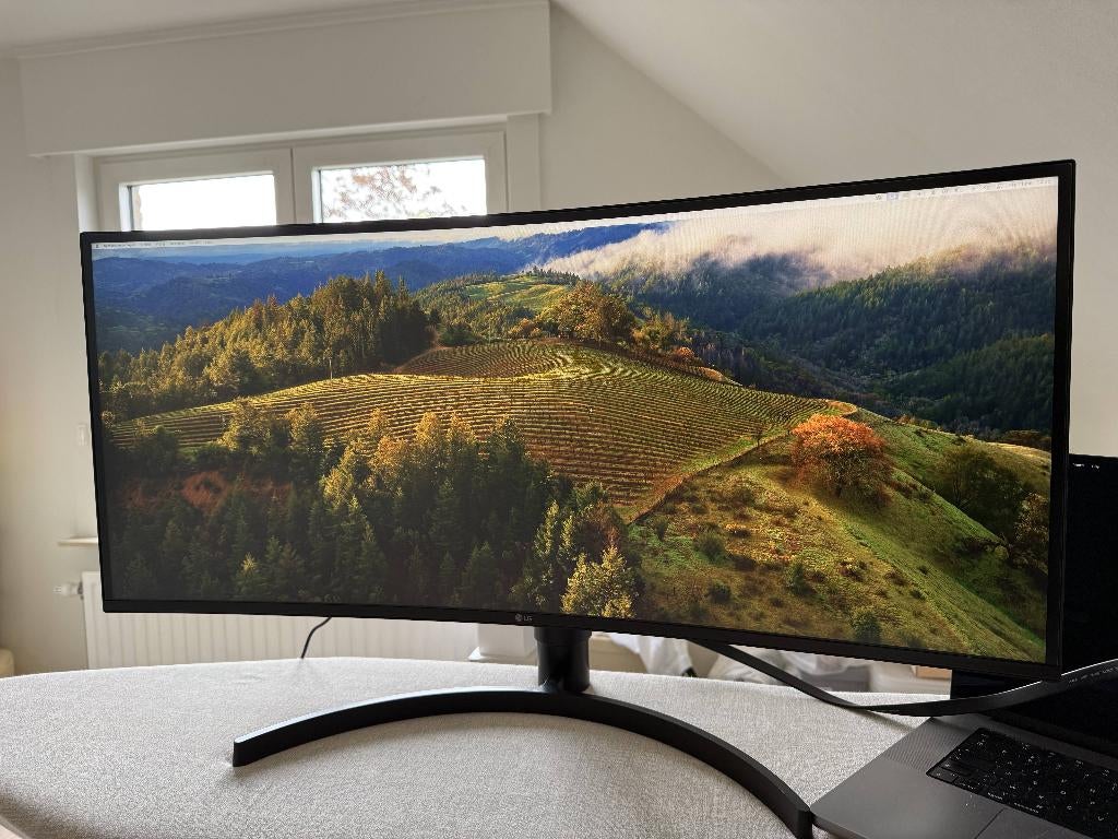 LG Curved Monitor 34 inch – amper gebruikt, Computers en Software, Ophalen, IPS, Nieuw, Ultra HD (4K)