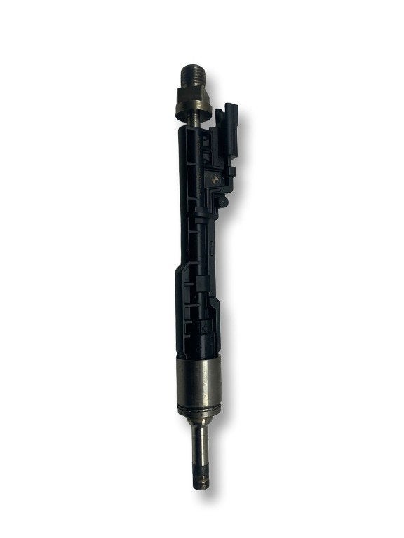INJECTEUR 3 serie Touring (F31) (|13647639994|13648625397|), Utilisé, BMW, Petuelring 130
80809  München, DE, Bayerische Motoren Werke AG