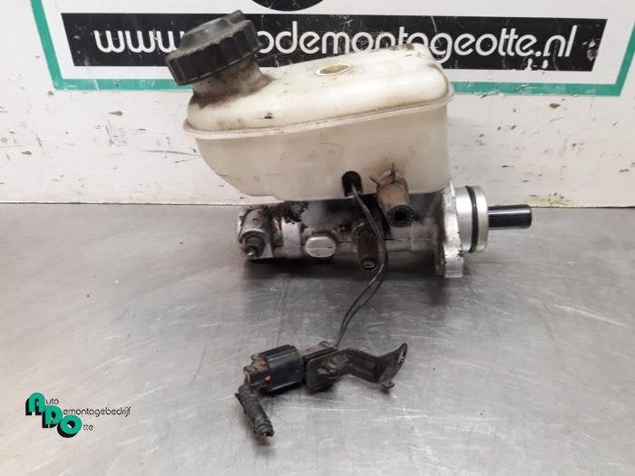 Hoofdremcilinder van een Kia Sorento (Sorento 03-), Auto-onderdelen, -, -, Ophalen of Verzenden, -