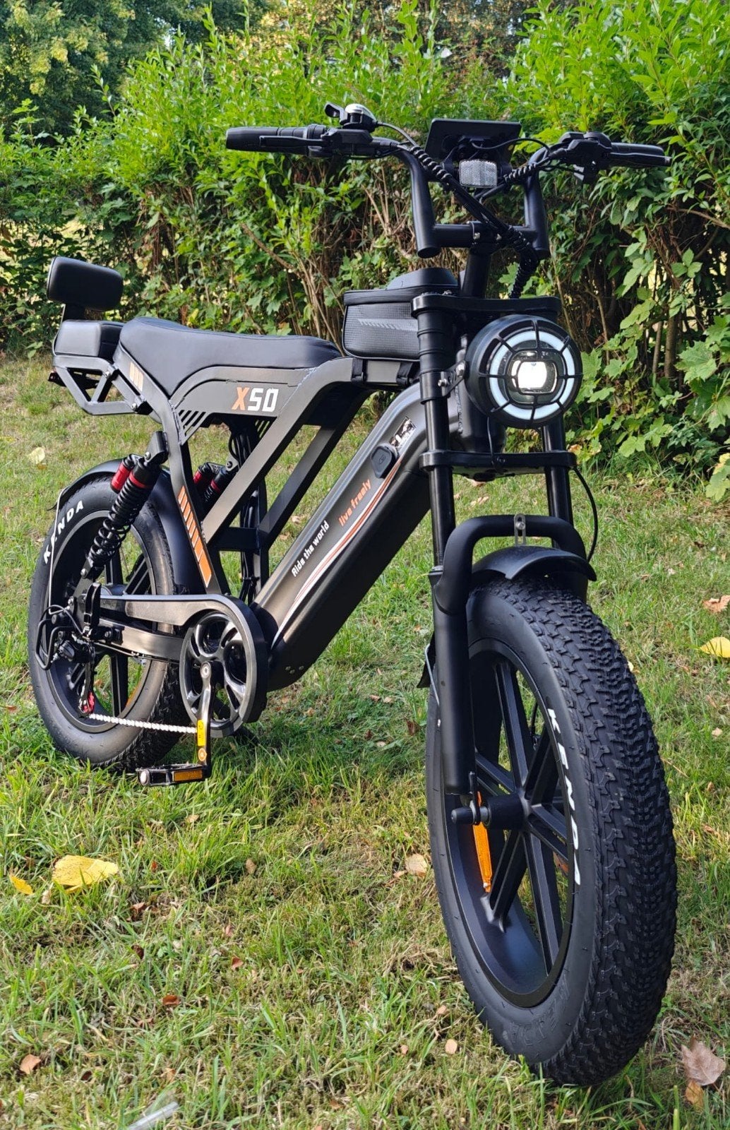 vélo fatbike X50 électrique grosse batteri neuf 1km!!!!, Vélos & Vélomoteurs, Enlèvement