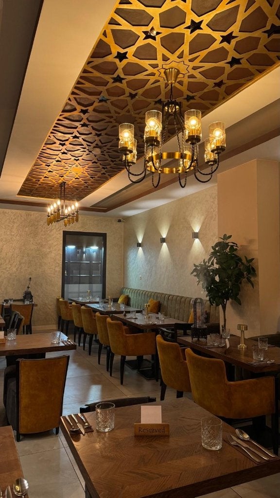 Goed draaiende restaurant Brussel Louise, Ophalen of Verzenden