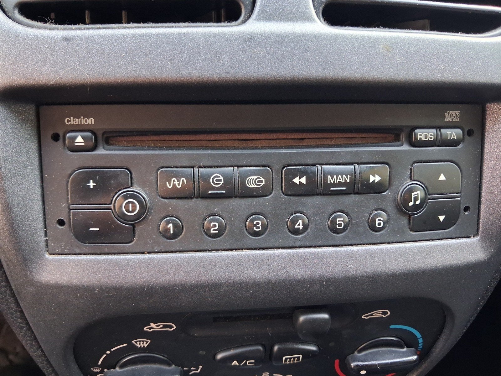 Autoradio PSA  clarion PU-2471A, Autos : Divers, Autoradios, Enlèvement