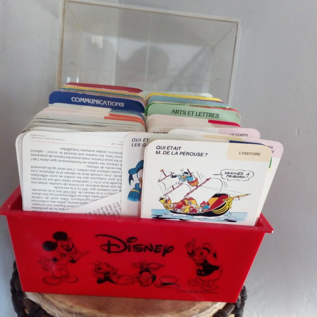 Boite coffret fiches mickey walt disney production 1985, Enlèvement ou Envoi