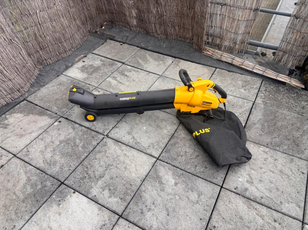 Souffleur de feuilles et aspirateur, Tuin en Terras, Bladblazers, Ophalen, Gebruikt, Elektrisch, Ruggedragen