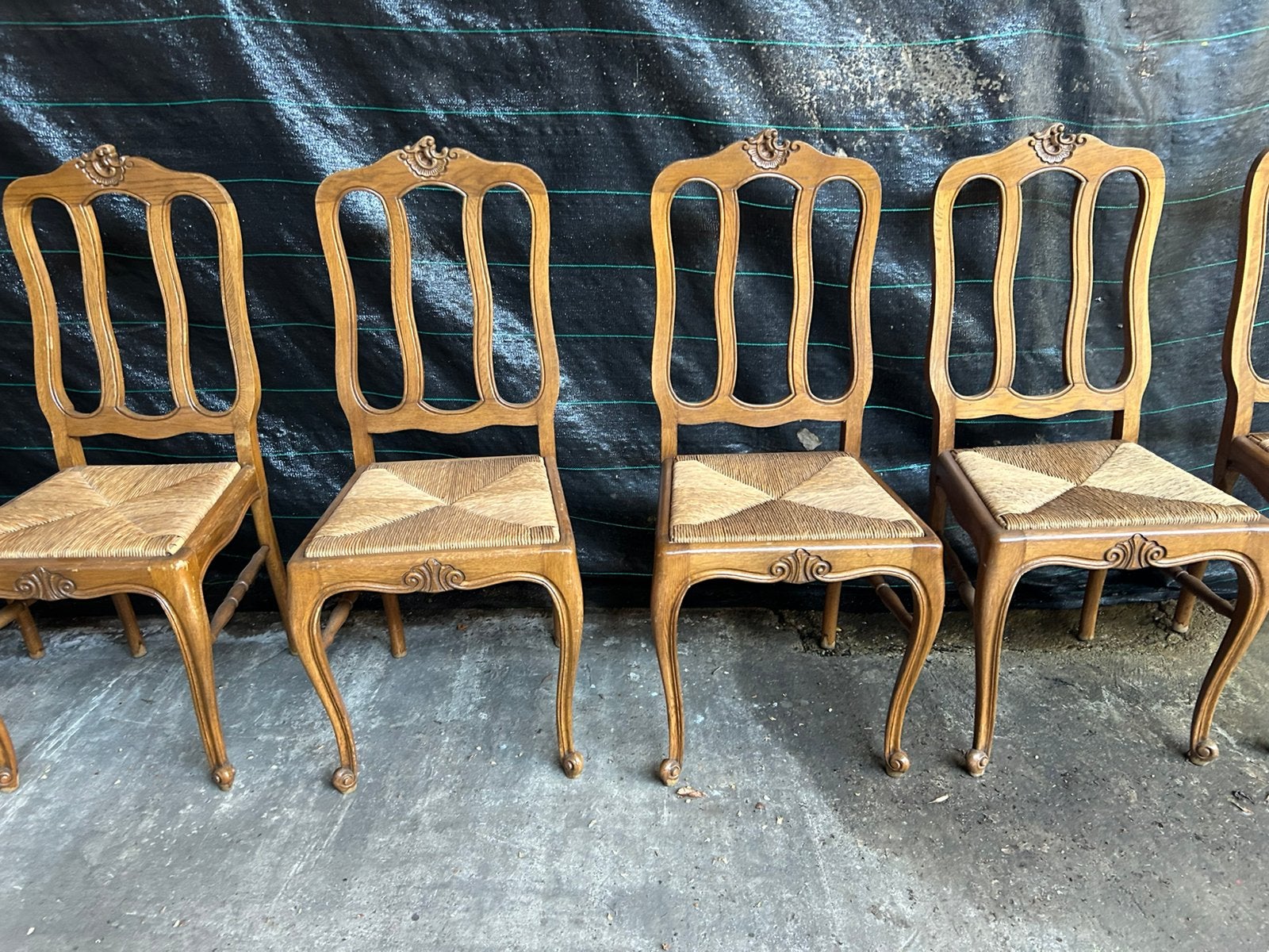 6 eiken stoelen met rieten zitting, Ophalen