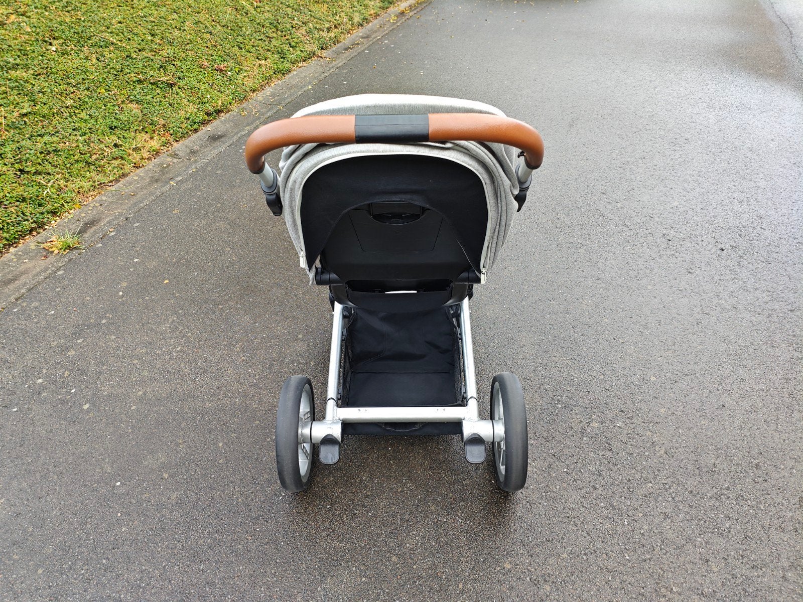 Poussette Mutsy Igo / iGO, Enfants & Bébés, Enlèvement, Utilisé, Autres marques, Protection de pluie