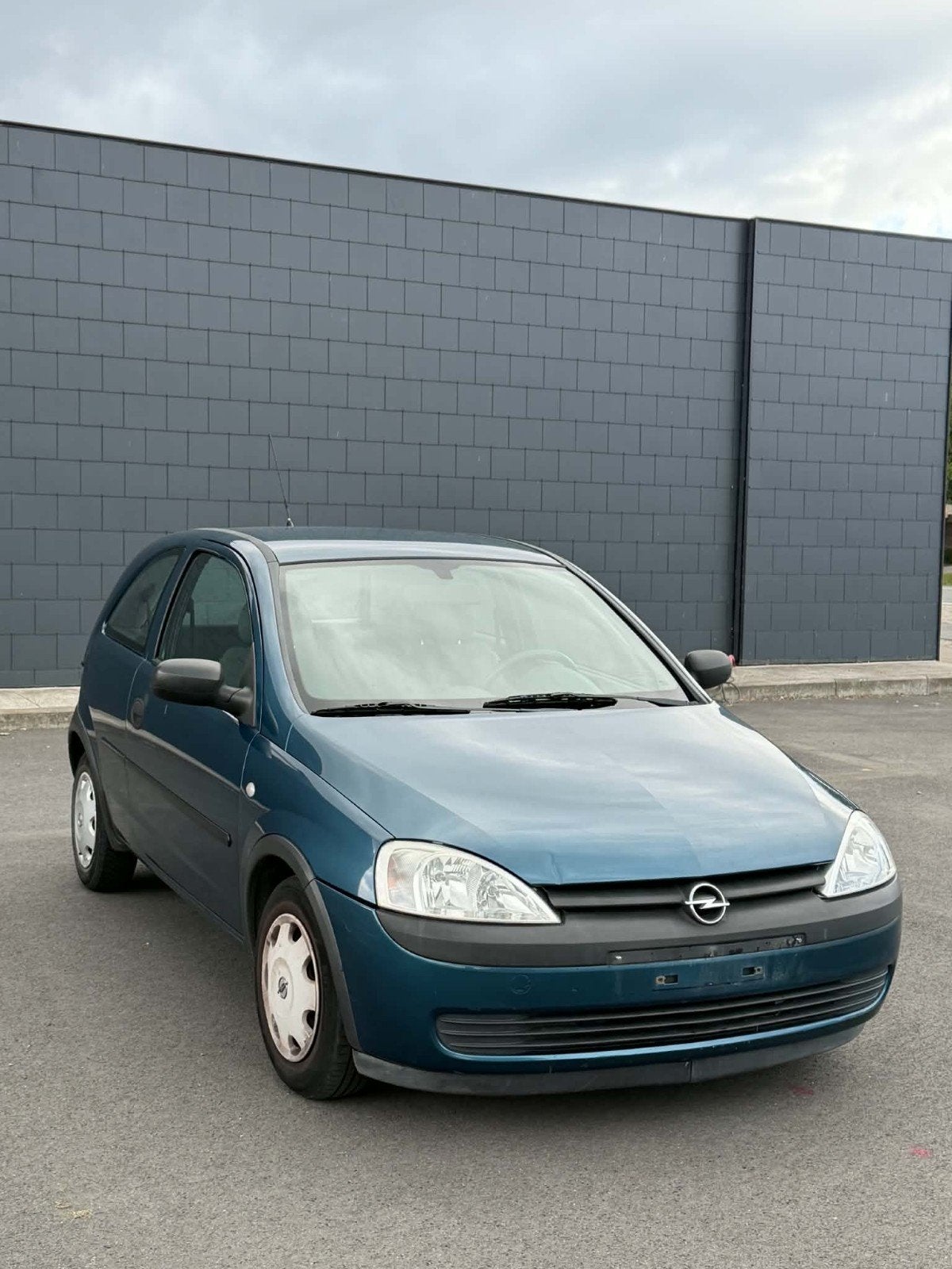 Opel Corsa 1.2 Benzine • Euro 4 • Gekeurd v/v • 142.000 km, Auto's, Stof, Boordcomputer, Handgeschakeld, Grijs