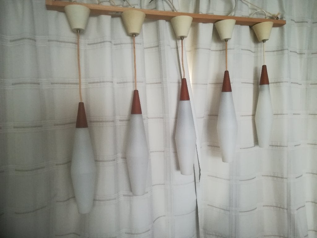 suspension scandinave en teck et verre dépoli, Huis en Inrichting, Lampen | Hanglampen, Zo goed als nieuw, Glas, Hout, Ophalen