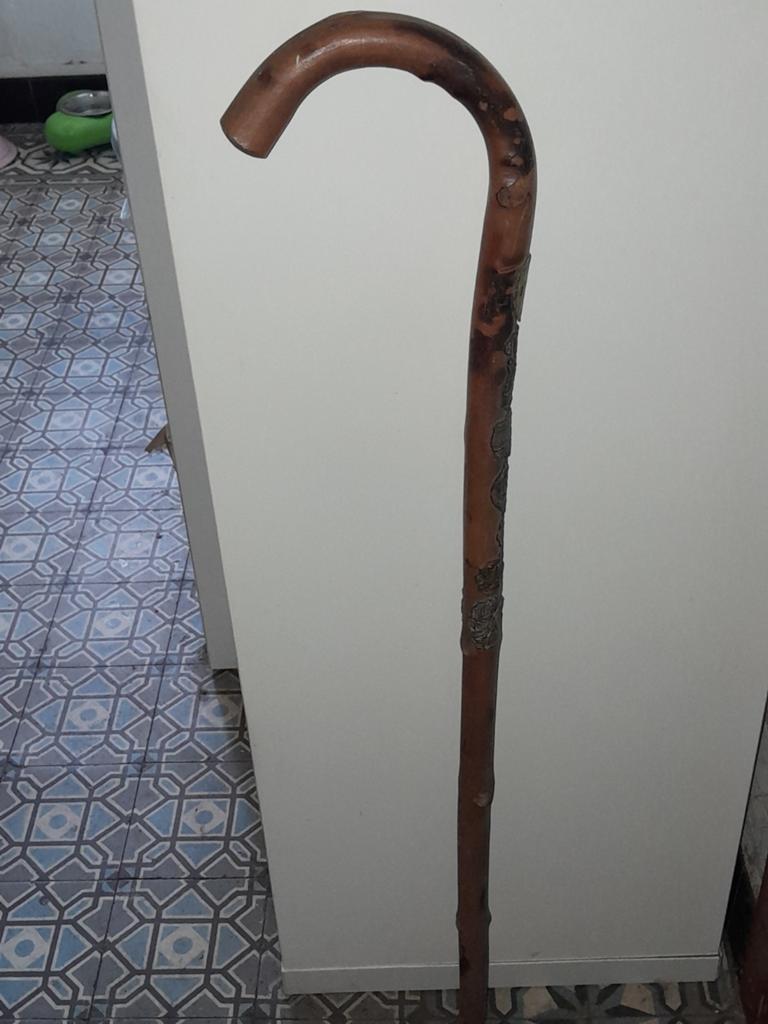 Wandelstok, Ophalen