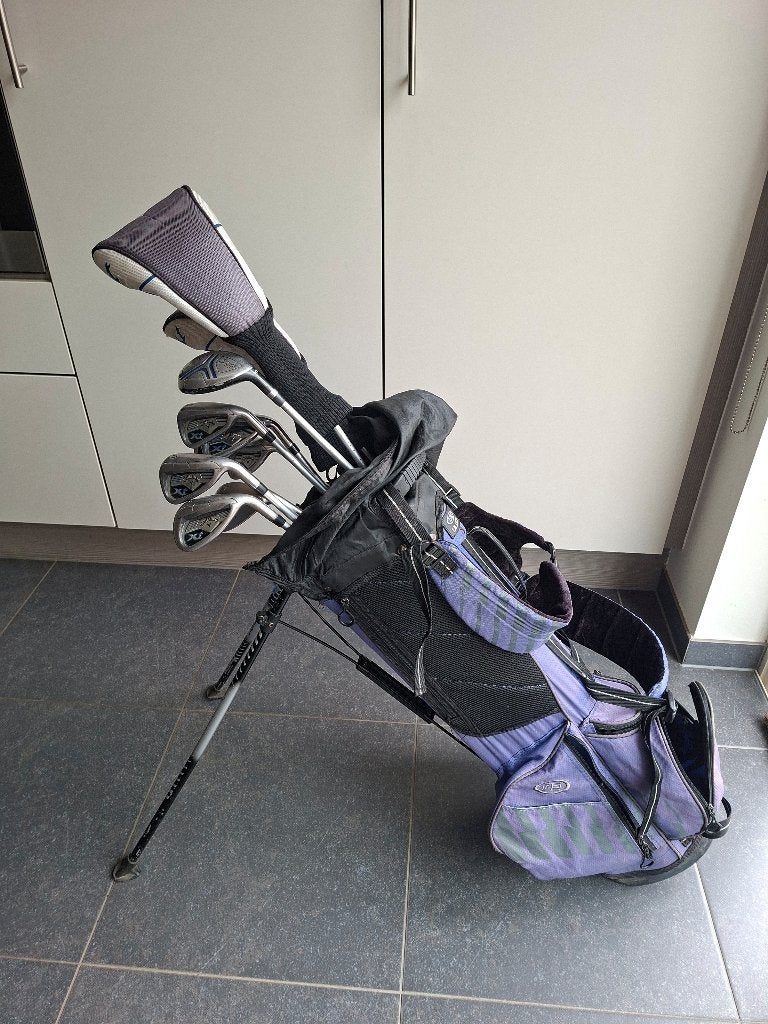 Set de golf junior Callaway XT (complet) avec sac, Sports & Fitness, Golf, Enlèvement ou Envoi, Utilisé, Set, Callaway