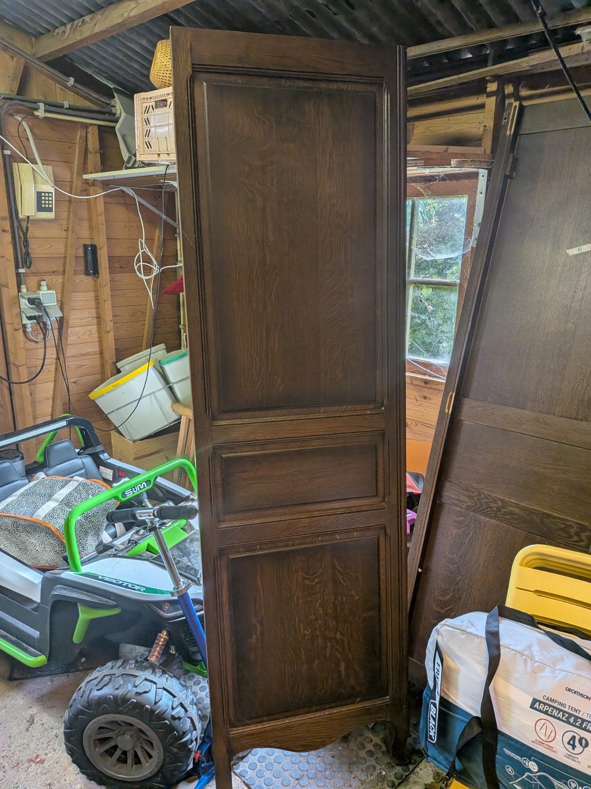 armoire en bois, Enlèvement