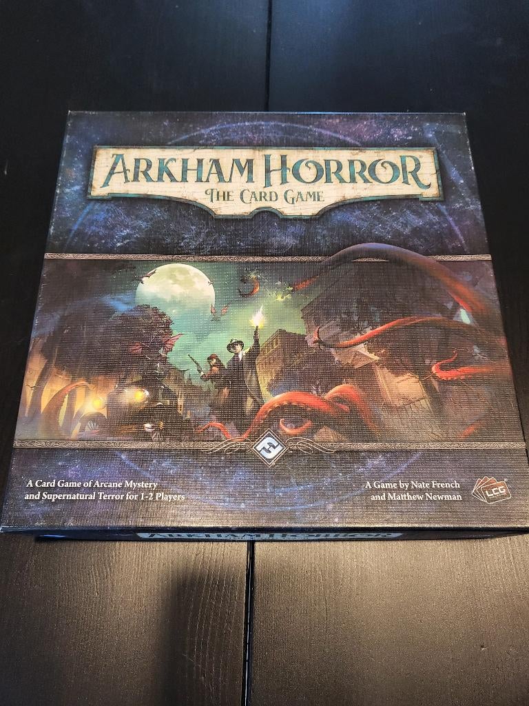 Arkham Horror: The Cardgame 2016 Edition, Hobby en Vrije tijd, Een of twee spelers, Ophalen, Zo goed als nieuw, Fantasy Flight Games