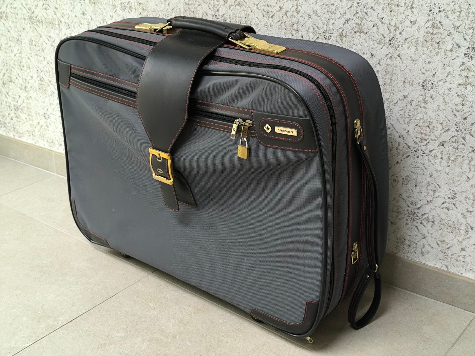 Vintage Samsonite Rhapsody reiskoffer (Goede staat!), Handtassen en Accessoires, Koffers, Wieltjes, Gebruikt, 45 tot 55 cm, Zacht kunststof