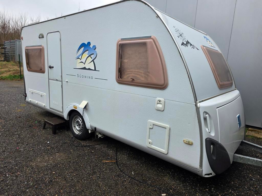 Caravane Knaus Sudwind, Caravans en Kamperen, Caravans, Particulier, Uitbouw voortent, Knaus
