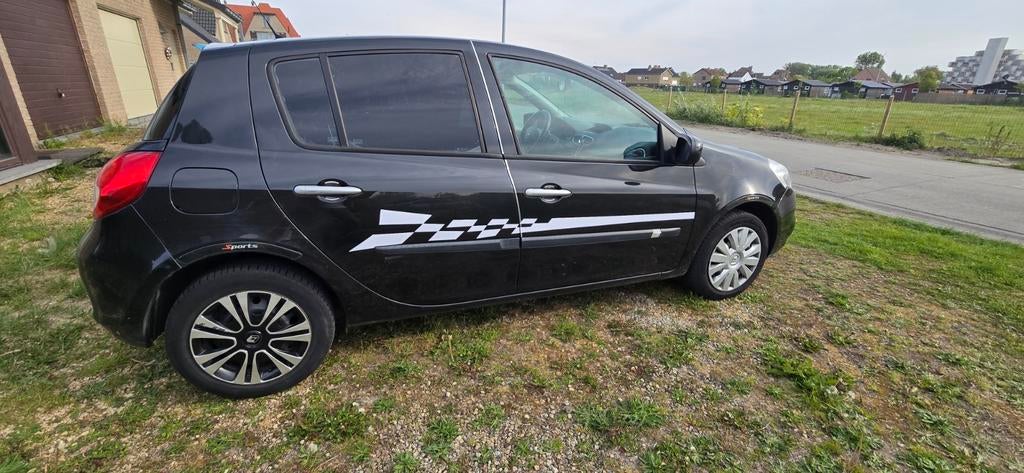 De haan , Belgium ... Renault clio 1.2 .. Jaar 2010, Autos, Renault, Particulier, Achat, Clio