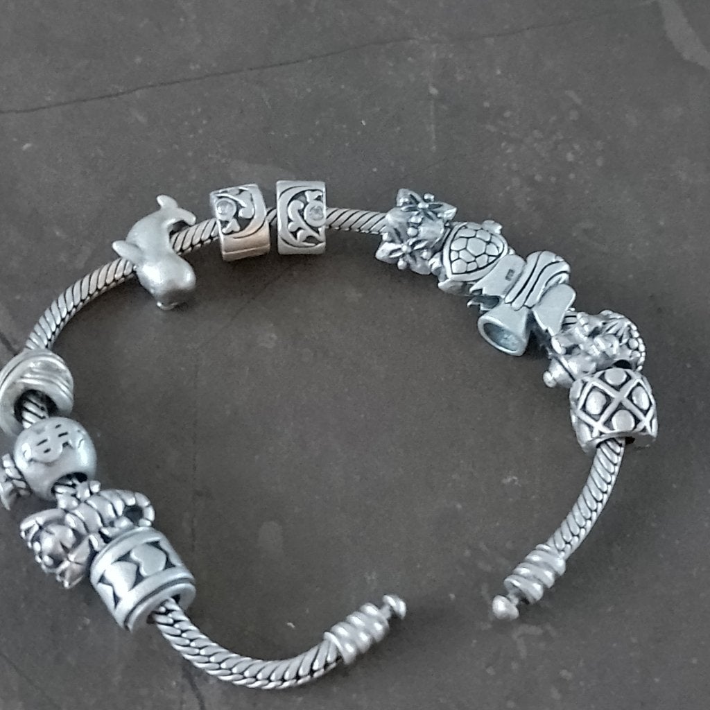 Armband, Bijoux, Sacs & Beauté, Autres couleurs, Avec bracelets à breloques ou perles, Enlèvement, Utilisé