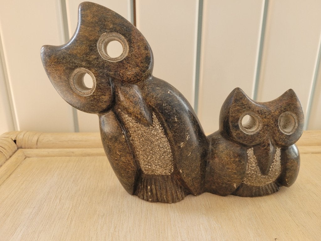 Serpentine  kunstwerk Zimbabwe  Thomas Makore, Antiek en Kunst, Handgemaakt, Natuurlijk materiaal, Ophalen of Verzenden, 20 - 50 cm