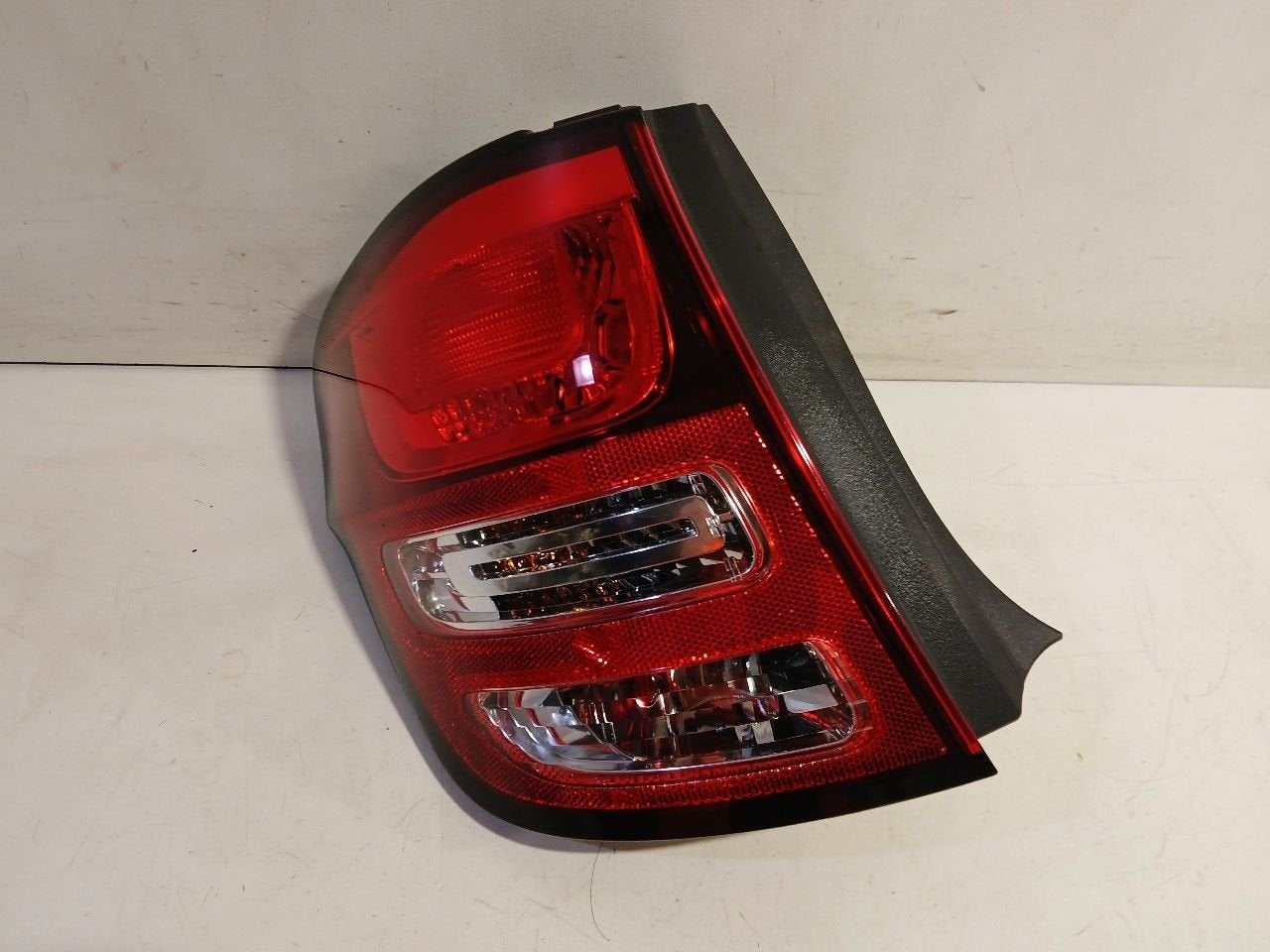 Achterlicht links buiten Citroën C3, Onderdelen@venauto.nl, Van der Ven Autorecycling B.V., Ettenseweg 76, 4706 PB Roosendaal, The Netherlands