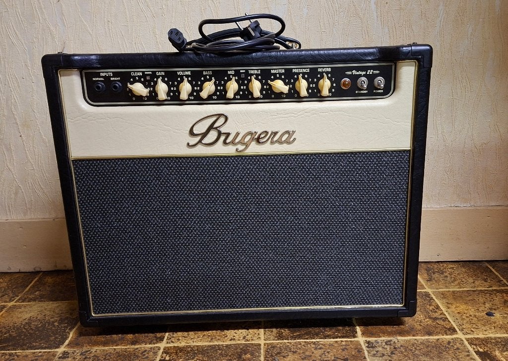 Bugera V-22 buizen gitaarversterker combo met foot switch, Enlèvement, Comme neuf, Guitare