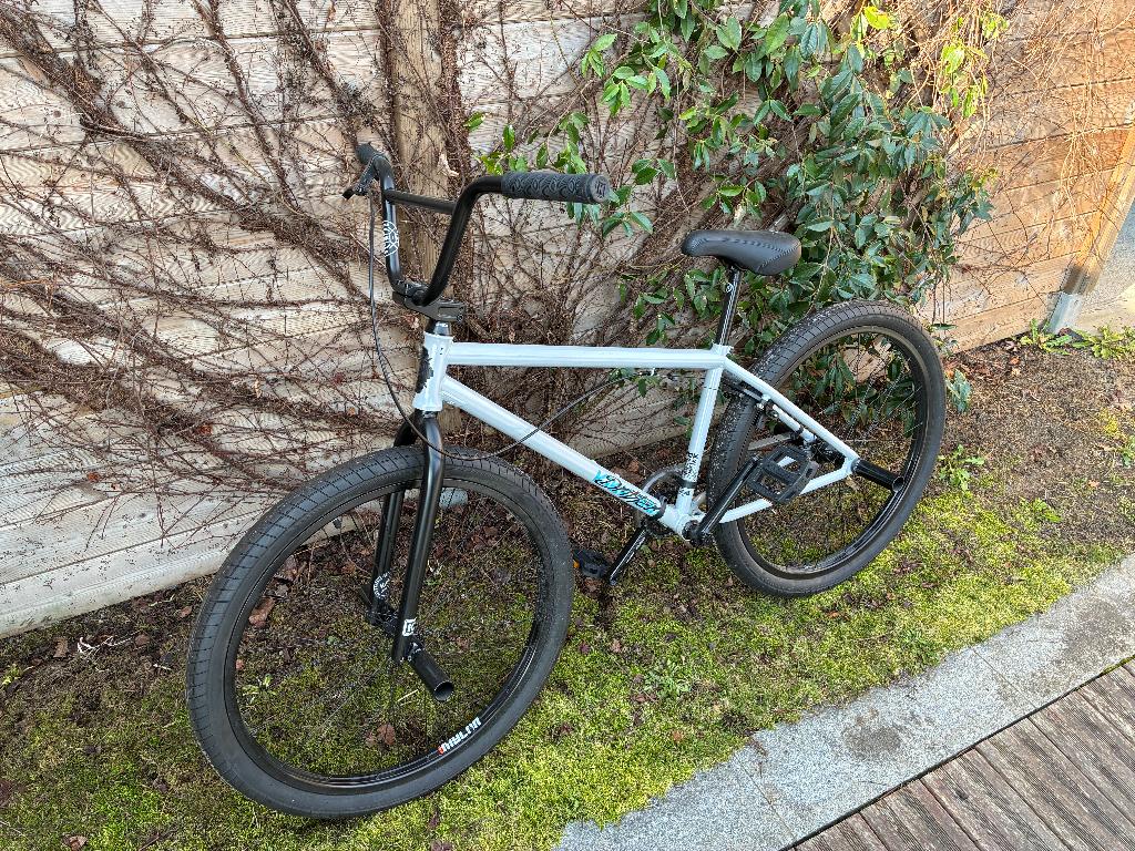 BMX 26 inch, Enlèvement, Neuf, 24 pouces ou plus, Kink
