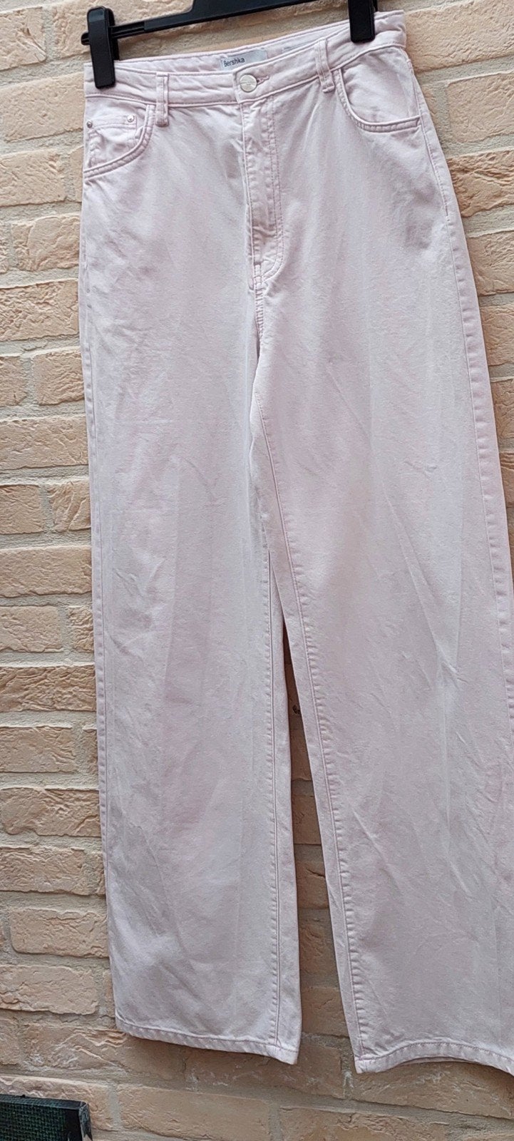 Broek maat 40 bershka, Kleding | Dames, Broeken en Pantalons, Maat 38/40 (M), Overige kleuren, Lang, Bershka