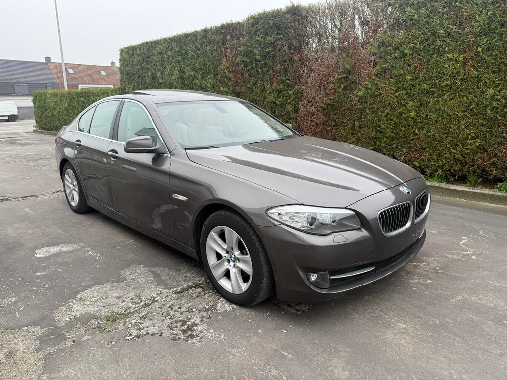 BMW 520 / 2.0 / 2011 / 159.000 km / euro 5 / manuel, Auto's, BMW, Automaat, Euro 5, Beige, Beige