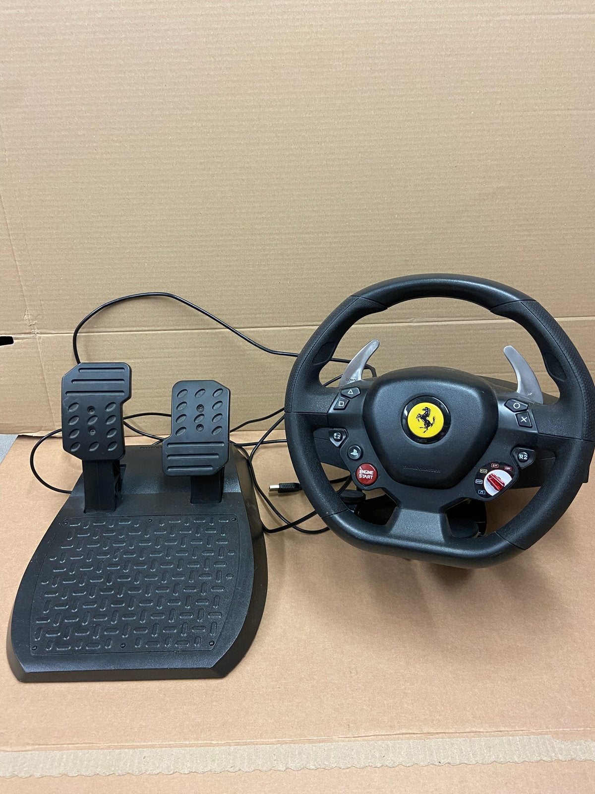 Racestuur met pedalen voor PlayStation, Ophalen