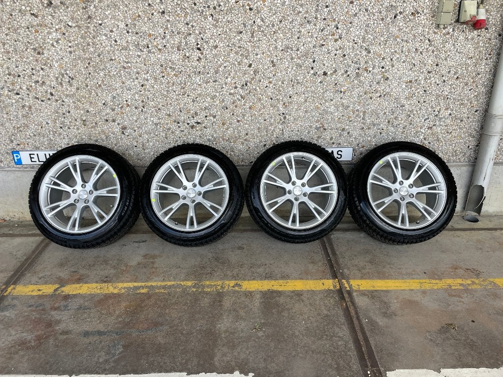 Roues Tesla Model Y - pneus d'hiver - 19 pouces, Pneus et Jantes, Pneus hiver, 255 mm, Enlèvement ou Envoi