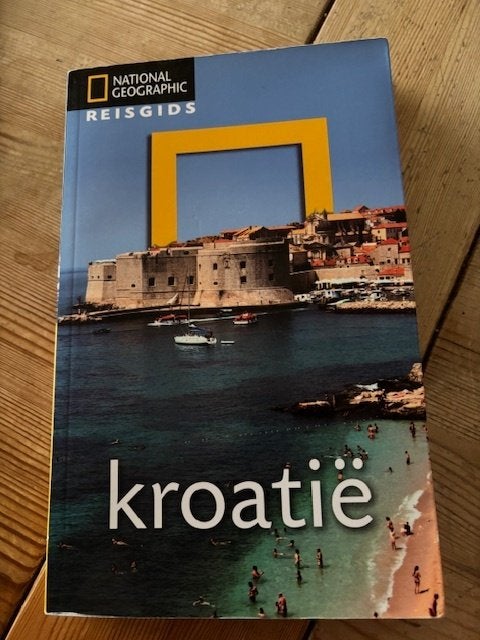 National Geographic Kroatië, Europa, Ophalen of Verzenden, Zo goed als nieuw, Reisgids of -boek