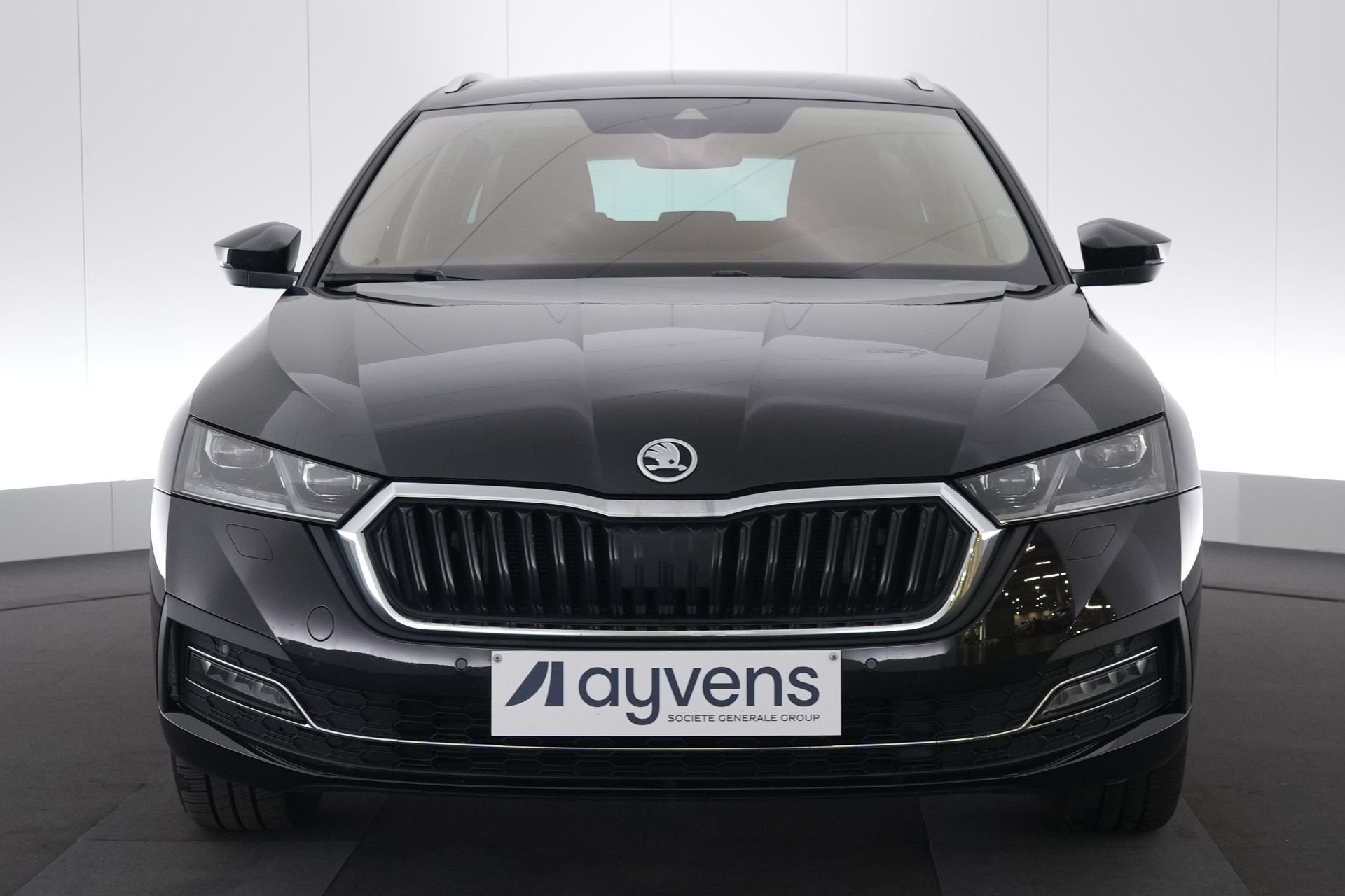 (2CFH205) SKODA OCTAVIA COMBI, Autos, Entreprise, Carnet d'entretien, 5 portes, Automatique