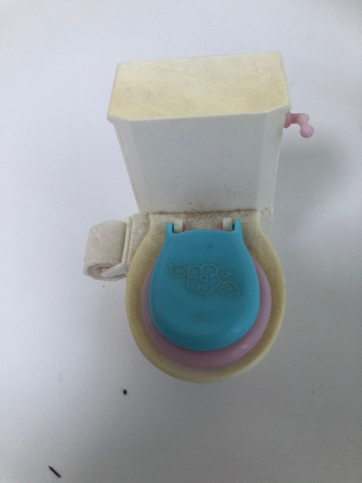 Vintage meubels voor barbiehuis wc en lavabo, Enlèvement ou Envoi, Utilisé, Sanitaire