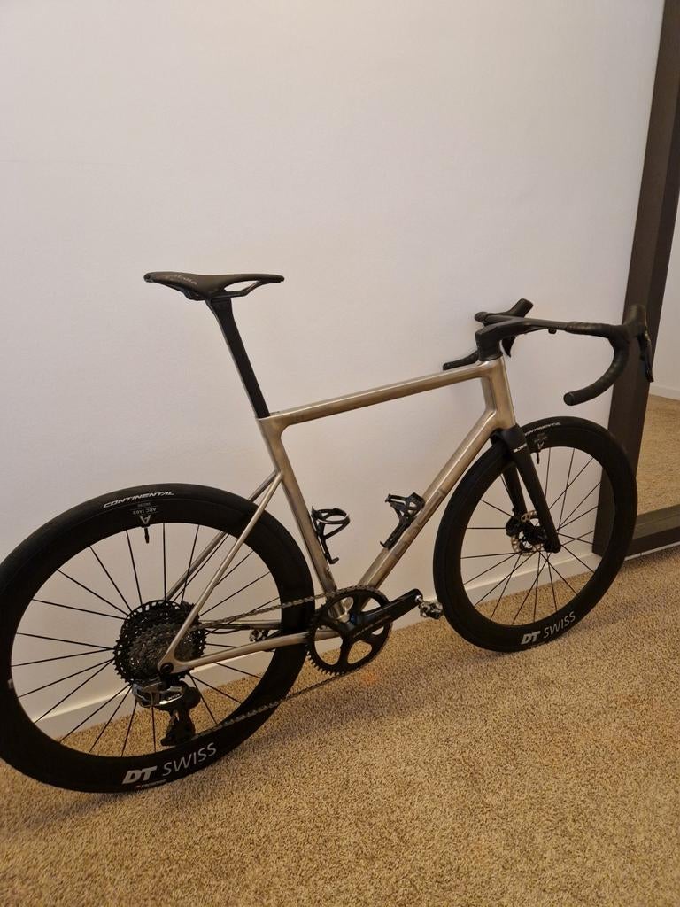 Bossi strada ss Titanium, Autres marques, Titane, 57 à 61 cm, Comme neuf