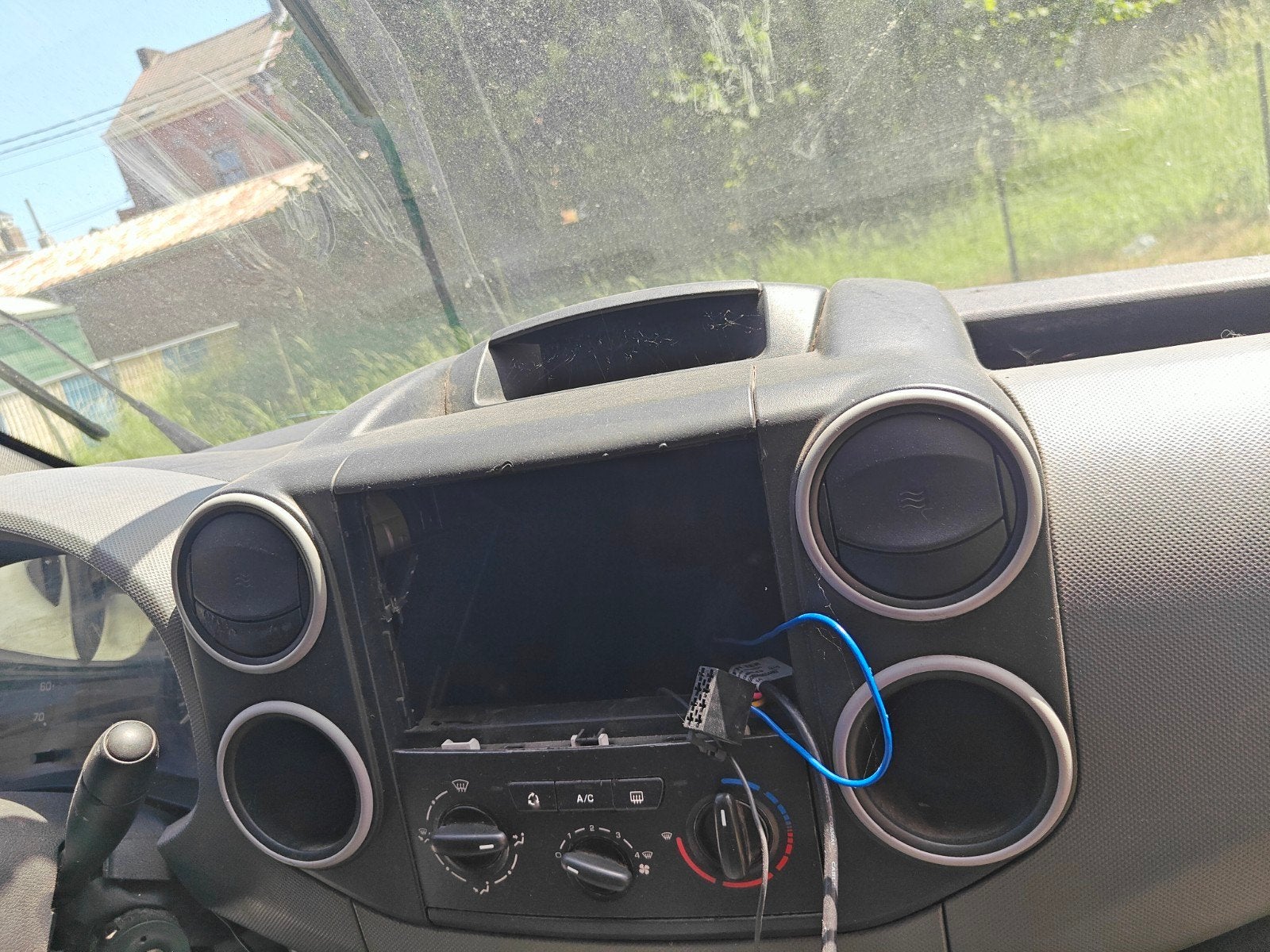 PEUGEOT PARTNER 1.6 HDI – 2011 – POUR PIÈCES OU ACHAT DIRECT, Autos : Divers