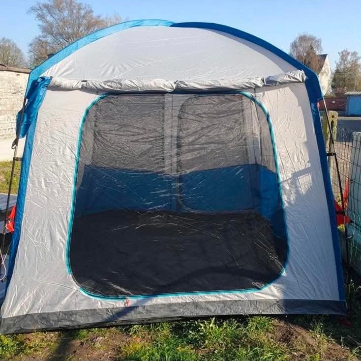 Arpenaz base Medium,  nieuwstaat, 1 x gebruikt!, Caravans en Kamperen, Tenten, Ophalen, Zo goed als nieuw