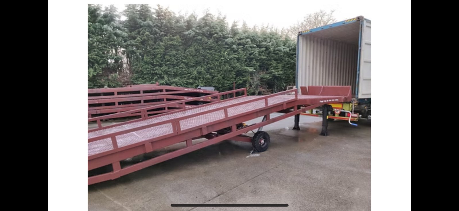 LAADRAMP VOOR CONTAINER OF VRACHTWAGEN TE LEDIGEN LADEN, Ophalen of Verzenden