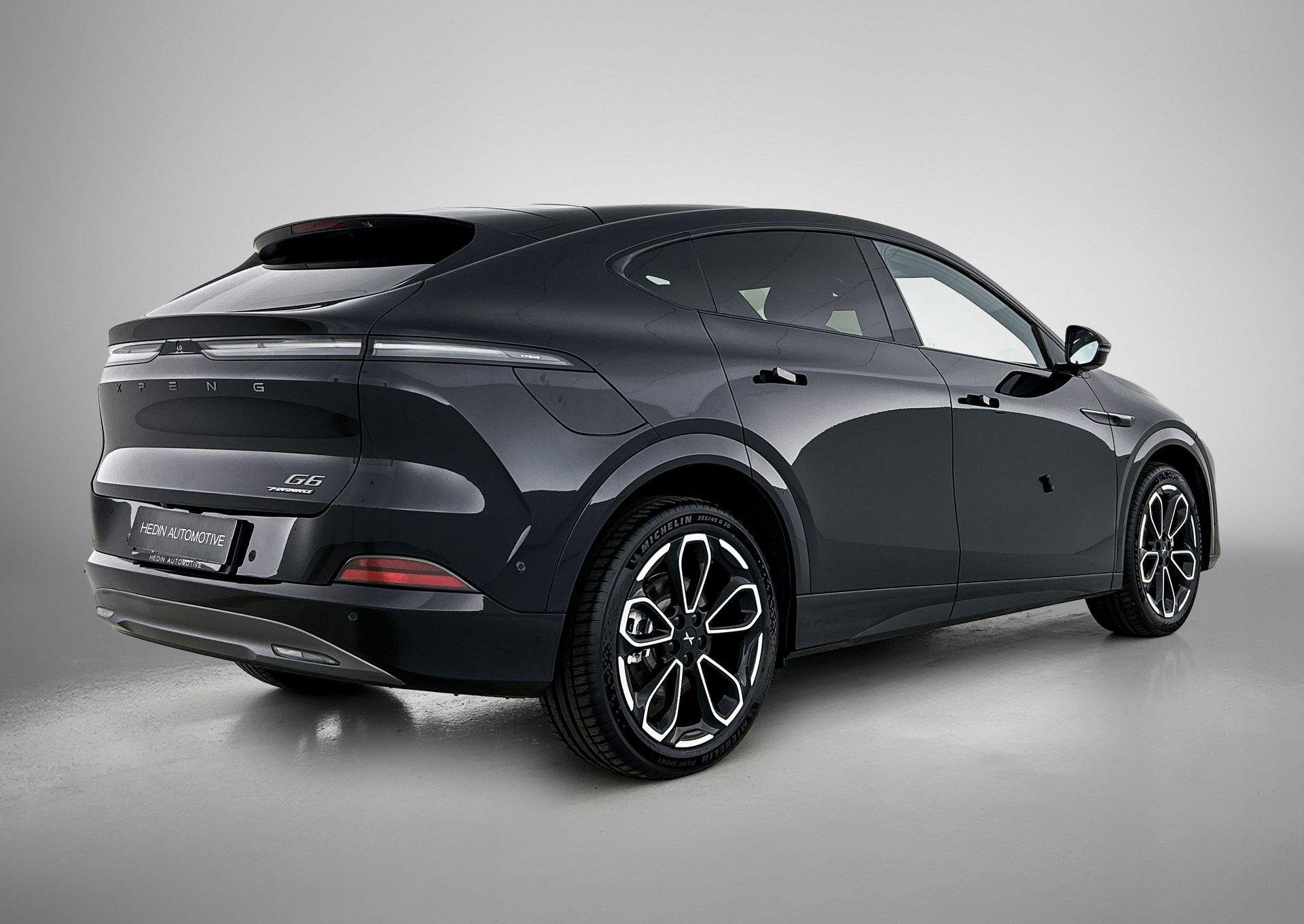 XPENG G6 Performance AWD, Auto's, XPENG, Automaat, 81 kWh, Gebruikt, Zwart