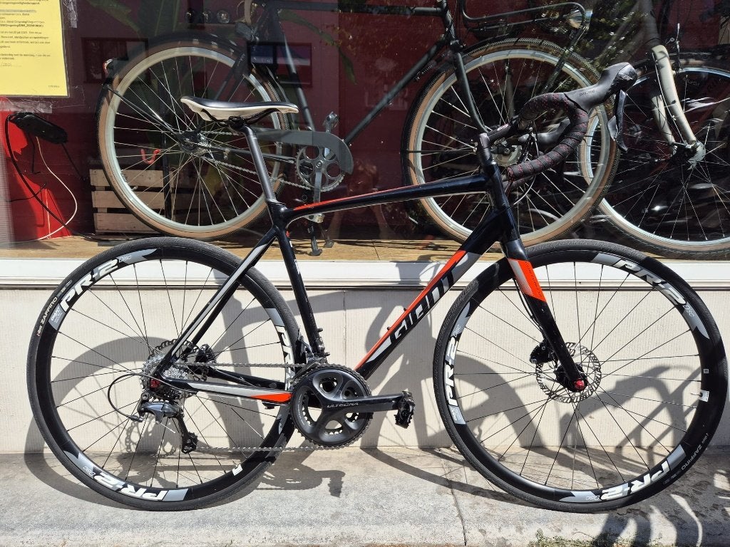 Giant Contend SL - Ultegra - M/L - Nieuwstaat met garantie, Vélos & Vélomoteurs, Giant Benelux B.V.Pascallaan 668218 NJ Lelystad