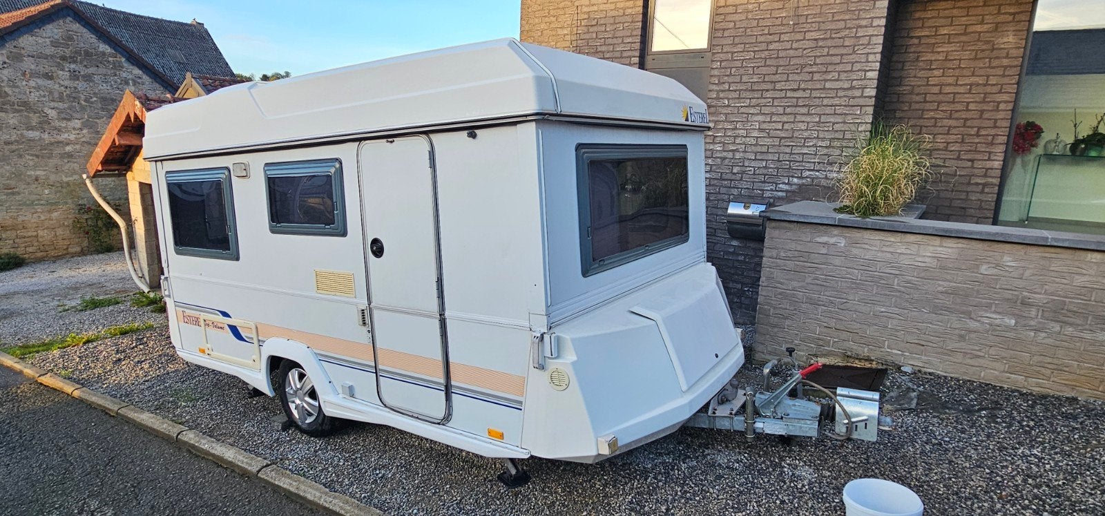 Caravane pliante  Esterel Top Volume 39 avec Coin WC, Particulier, Auvent, Esterel