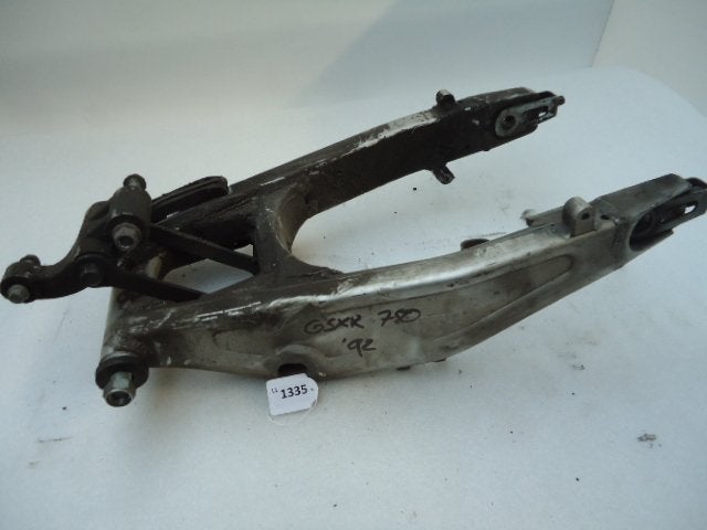 GSXR750 1992 - 1993 Suzuki Achterbrug D1-10143, Motos
