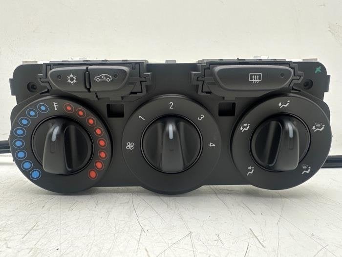 Panneau de commandes chauffage d'un Opel Corsa, -, Opel, 3 mois de garantie, Utilisé