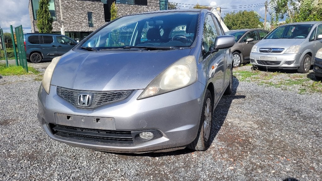 honda jazz 1.2i 2010 AIRCO PDC euro 4, Auto's, Voorwielaandrijving, 4 cilinders, https://public.car-pass.be/vhr/e8a5f6ec-e311-4aab-bad1-f93b04d583fd
