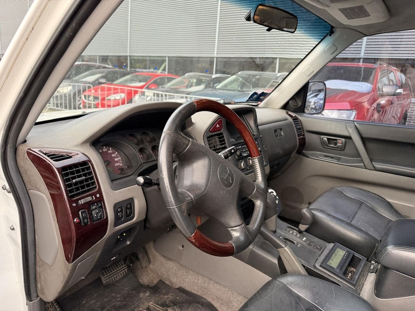 Mitsubishi Pajero 3.2 Di-D GLX Long Body | Leder | Climate |, Auto's, Automaat, Verwarmde buitenspiegels, Wit, Bedrijf