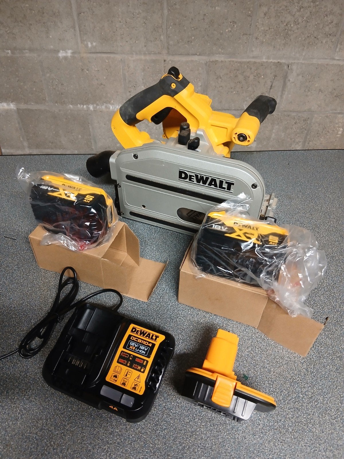 dewalt, Doe-het-zelf en Bouw, Gereedschap | Zaagmachines, Ophalen, Invalzaag